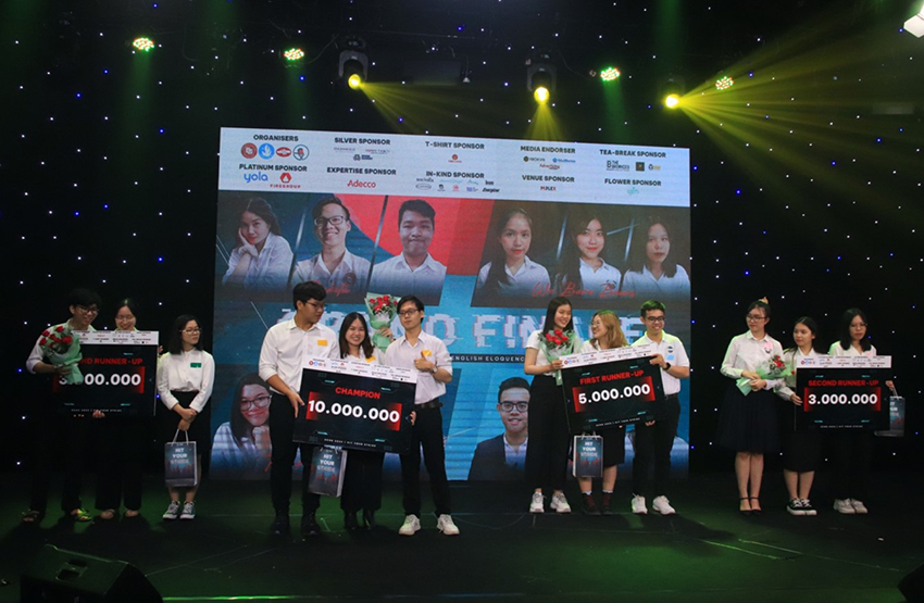 chung-ket-cuoc-thi-hung-bien-tieng-anh-thuong-mai-e-con-ilead-mua-thu-4-8