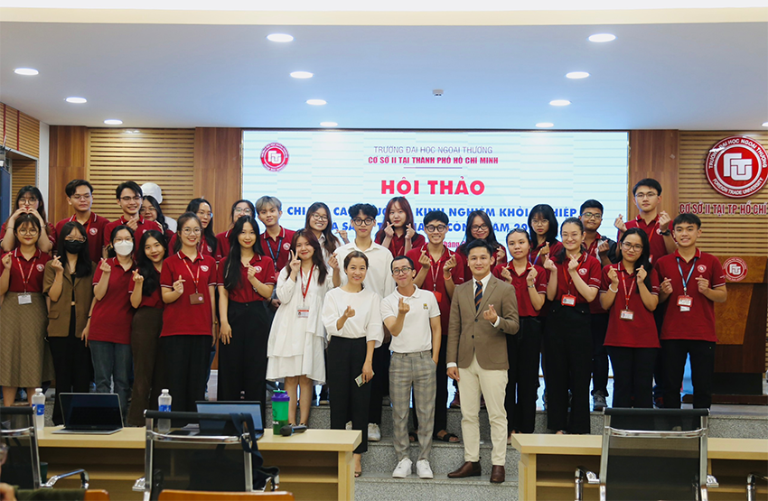 co-so-ii-truong-dai-hoc-ngoai-thuong-phoi-hop-aim-academy-chia-se-thuc-tien-hoat-dong-marketing-1