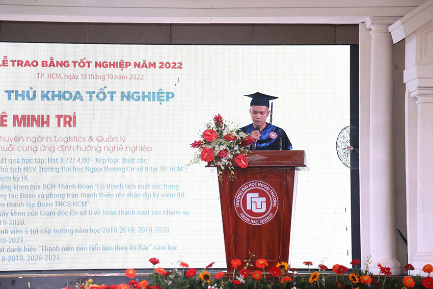 le-tot-nghiep-dot-thang-10.2022-co-so-ii-truong-dai-hoc-ngoai-thuong-5