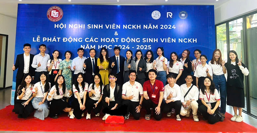 hoi-nghi-sv-nckh-nam-2024-tai-tru-so-chinh-ha-noi-1