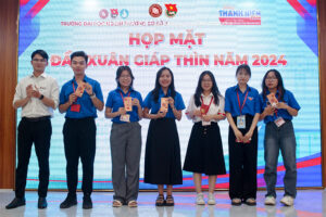 han-hoan-cua-nam-moi-hop-mat-dau-xuan-giap-thin-nam-2024-2