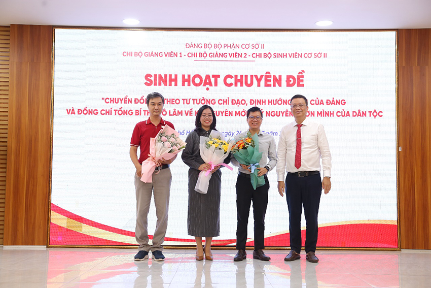 chi-bo-giang-vien-1-dong-to-chuc-sinh-hoat-chuyen-de-chuyen-doi-so-1