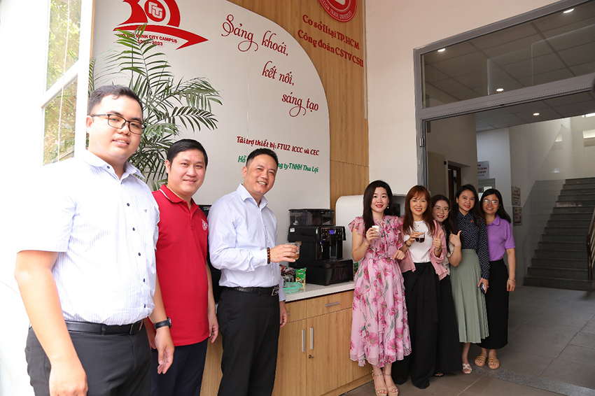 doan-kiem-tra-cong-doan-truong-lam-viec-voi-cong-doan-co-so-ii-1