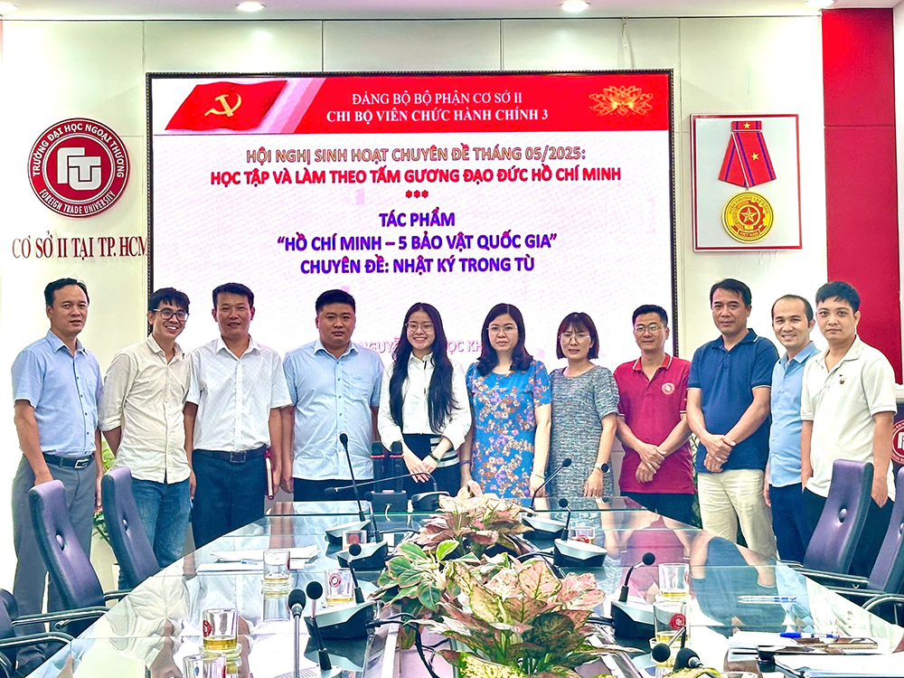 chi-bo-vchc-3-sinh-hoat-chuyen-de-thang-5-nhat-ky-trong-tu-2