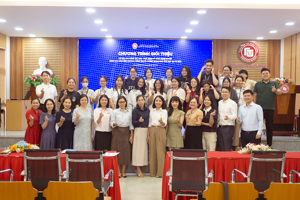 sv-truyen-thong-marketing-tim-hieu-co-hoi-thuc-hanh-nghe-nghiep-tai-co-so-ii-5