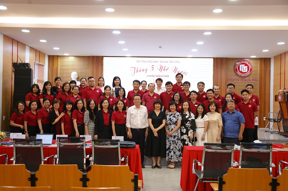 thang-5-nho-nguoi-ky-niem-135-nam-ngay-sinh-ho-chi-minh-1
