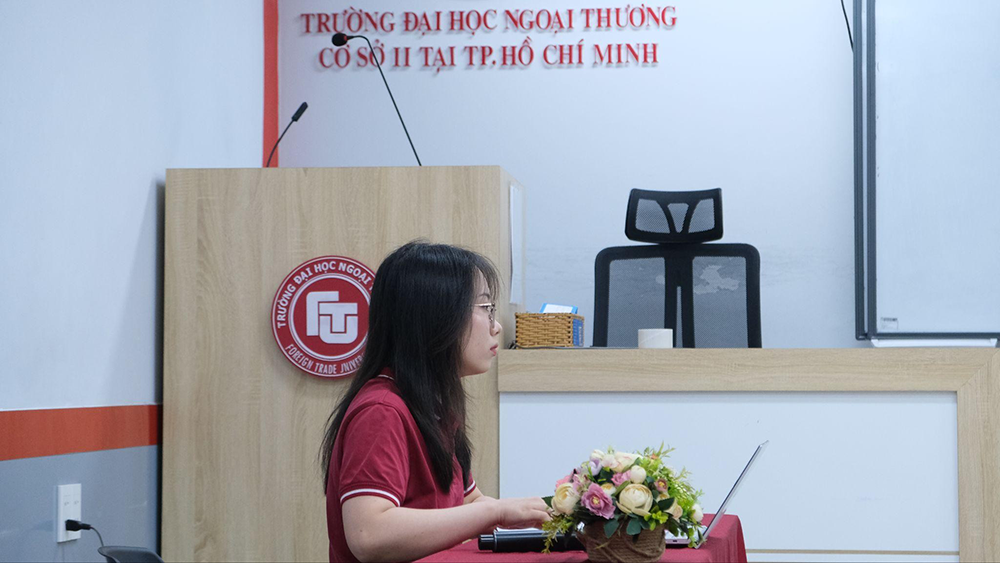 hoi-dong-bao-ve-khoa-luan-tot-nghiep-hoc-ky-ii-k60-hk-ii-nh-2024-2025-16