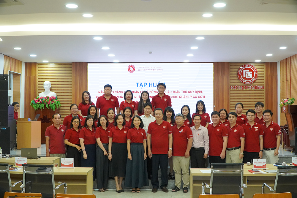 hoi-nghi-tap-huan-nang-cao-nang-luc-cho-vcql-co-so-ii-nh-2025-2026-2