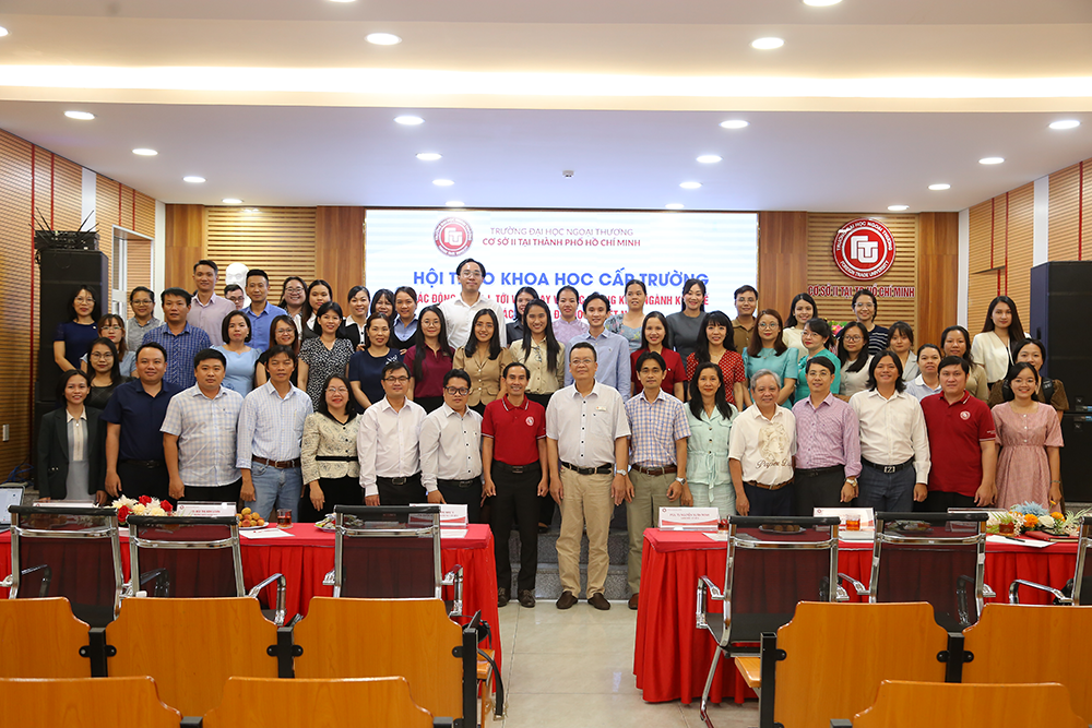 hoi-thao-khoa-hoc-cap-truong-2025-tac-dong-cua-ai-trong-viec-day-va-hoc-khoi-nganh-kinh-te-5