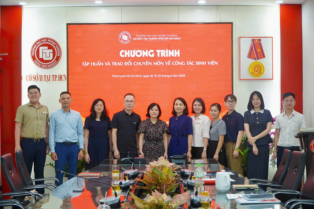 tap-huan-va-trao-doi-chuyen-mon-ve-cong-tac-sinh-vien-nam-2025-1