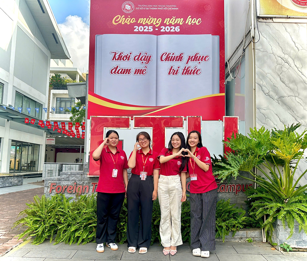 chao-nam-hoc-moi-2026-tai-co-so-ii-dai-hoc-ngoai-thuong-16