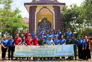 hoat-dong-y-nghia-chien-si-tinh-nguyen-tai-xa-lai-hoa-tp-can-tho-1
