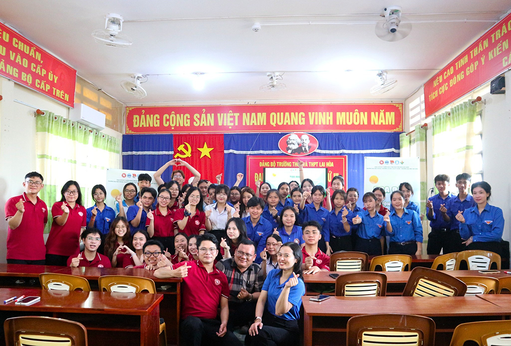 hoat-dong-y-nghia-chien-si-tinh-nguyen-tai-xa-lai-hoa-tp-can-tho-14