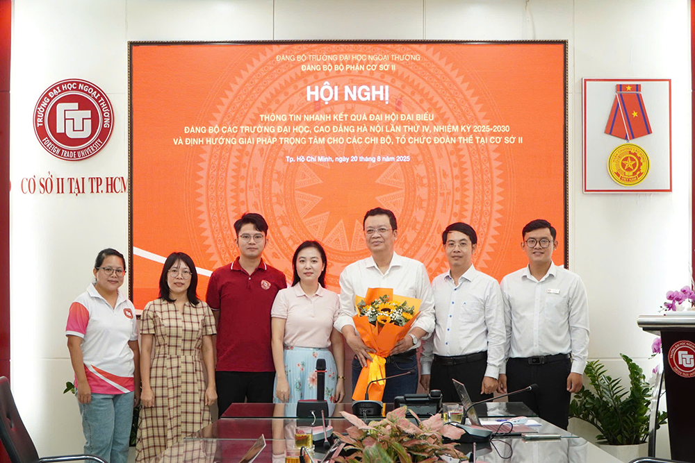 hoi-nghi-thong-tin-nhanh-ve-dai-hoi-dai-bieu-dang-bo-cac-truong-dai-hoc-ha-noi-2