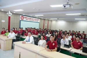 tham-lop-dau-nam-25-26-tinh-than-ngoai-thuong-hoi-tu-lan-toa-1