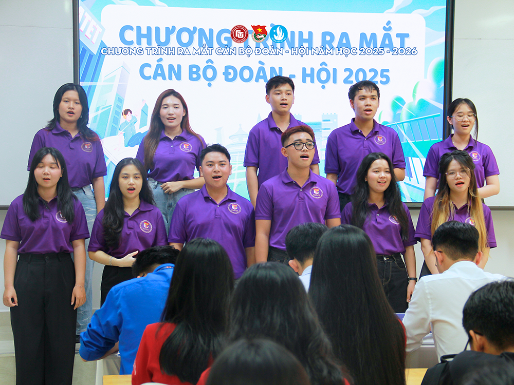 ban-linh-trach-nhiem-sac-mau-ngoai-thuong-cung-k64-2