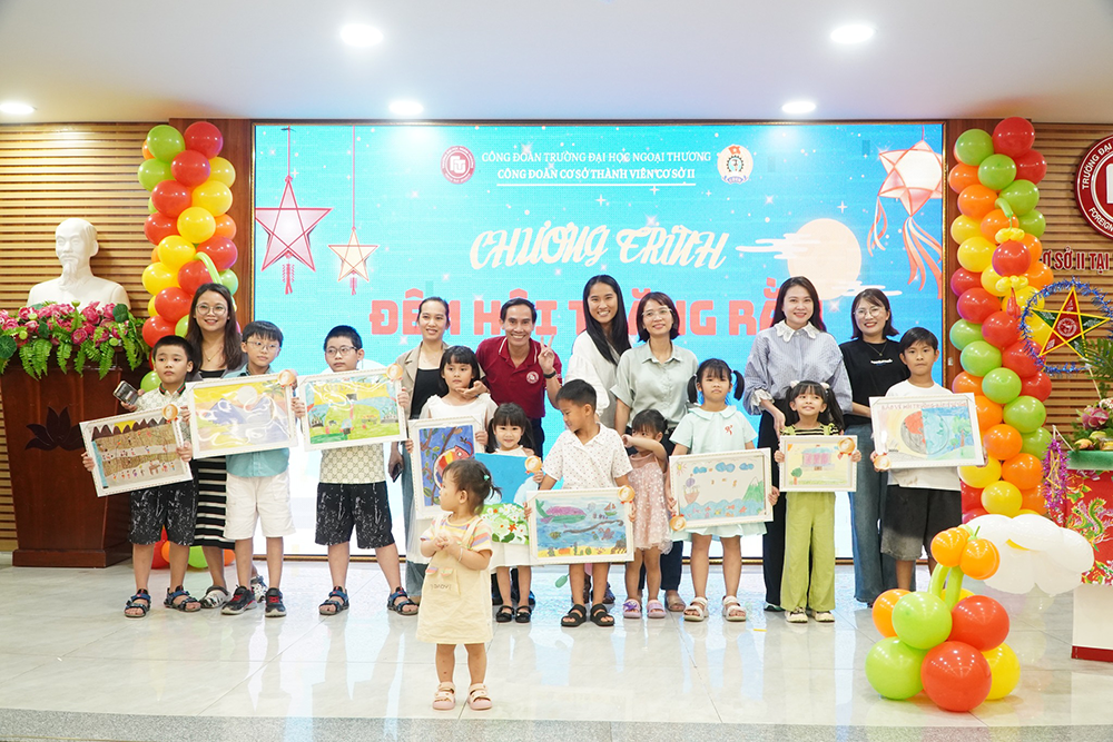 dem-hoi-trang-ram-2025-2