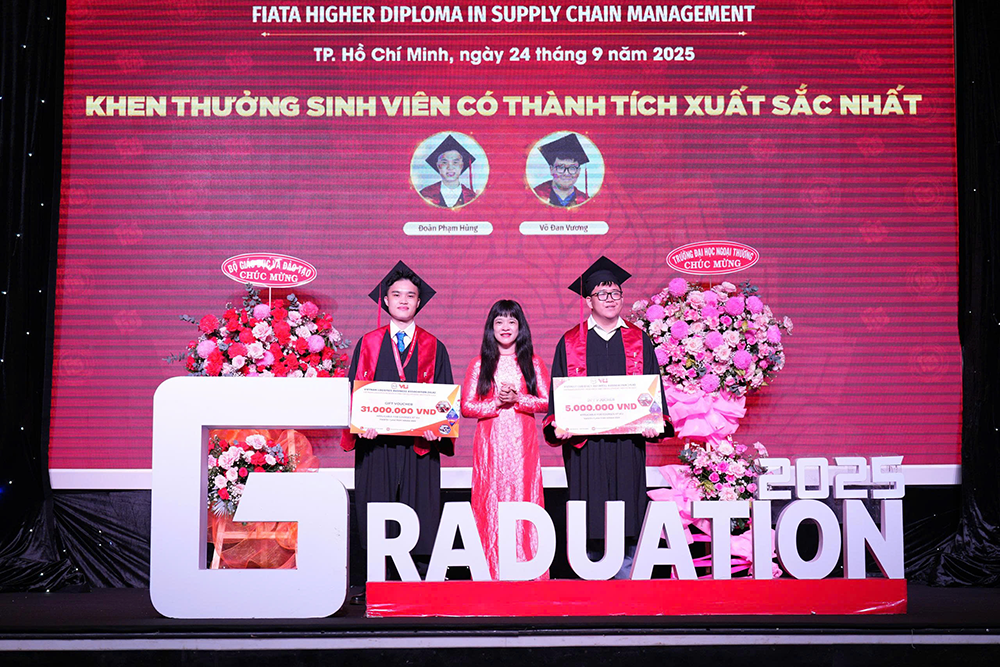 tan-cu-nhan-khoa-60-nganh-logistics-va-quan-ly-chuoi-cung-ung-nhan-chung-chi-fiata-1