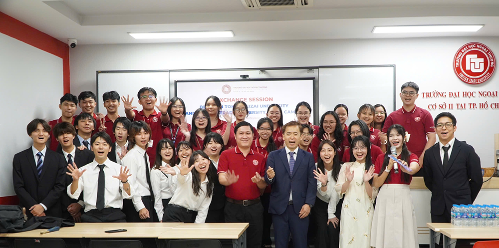 to-chuc-chuong-trinh-giao-luu-hoc-thuat-voi-truong-tokyo-keizai-nhat-ban-2