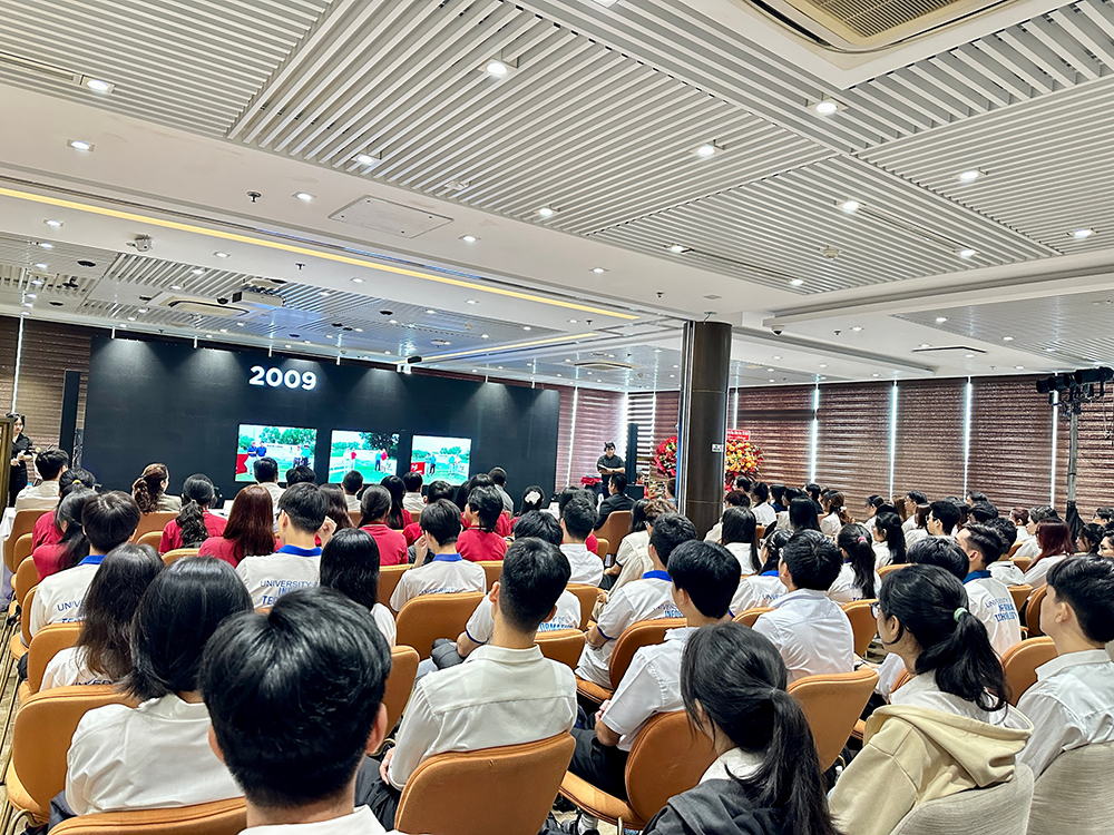 14-sv-ngoai-thuong-nhan-hoc-bong-swing-for-dreams-2025-tap-doan-nam-long-4