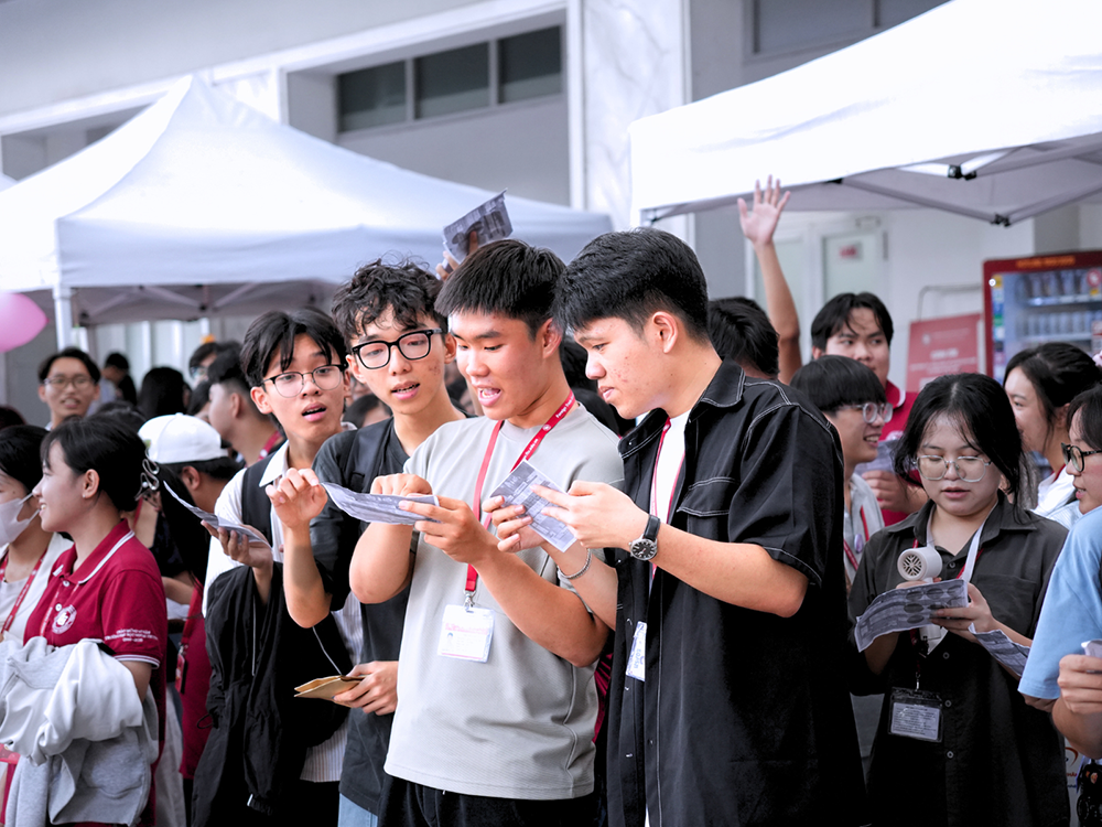 club-fair-2025-wonderlens-lens-to-wonderland-11