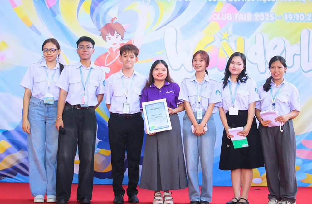 club-fair-2025-wonderlens-lens-to-wonderland-16