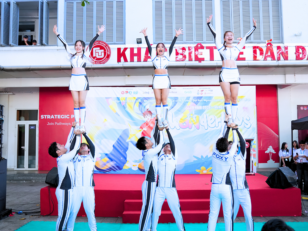 club-fair-2025-wonderlens-lens-to-wonderland-3