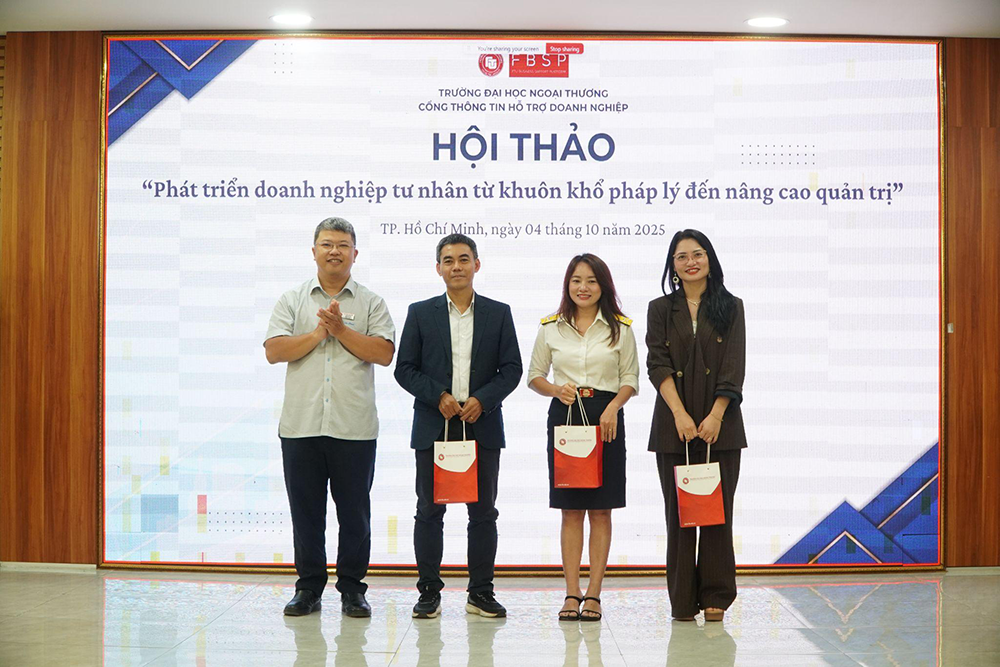 dong-hanh-phat-trien-doanh-nghiep-hoi-thao-ve-phat-trien-doanh-nghiep-tu-nhan-2
