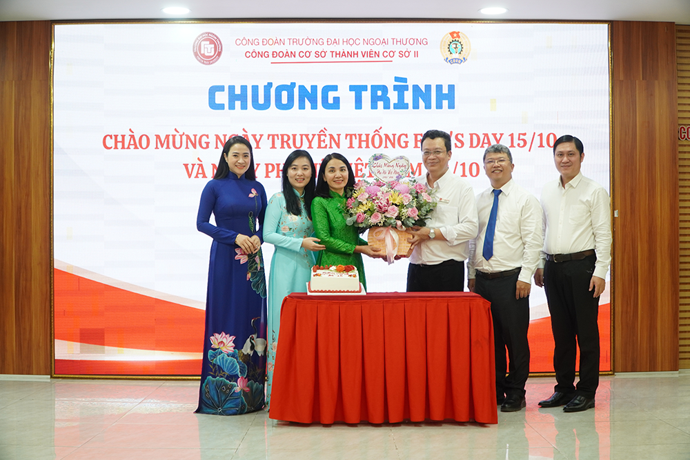 hop-mat-chao-mung-ngay-truyen-thong-ftu-day-15.10-phu-nu-vn-20.10-2
