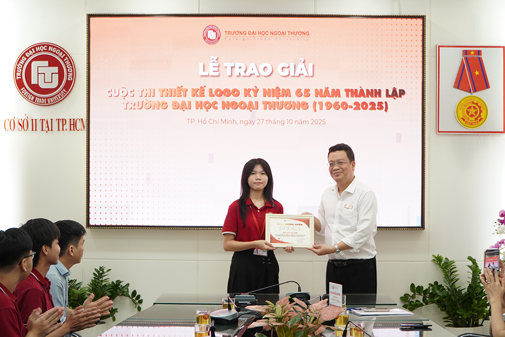 lan-toa-tinh-than-cuoc-thi-thiet-ke-logo-ky-niem-65-nam-ftu-1