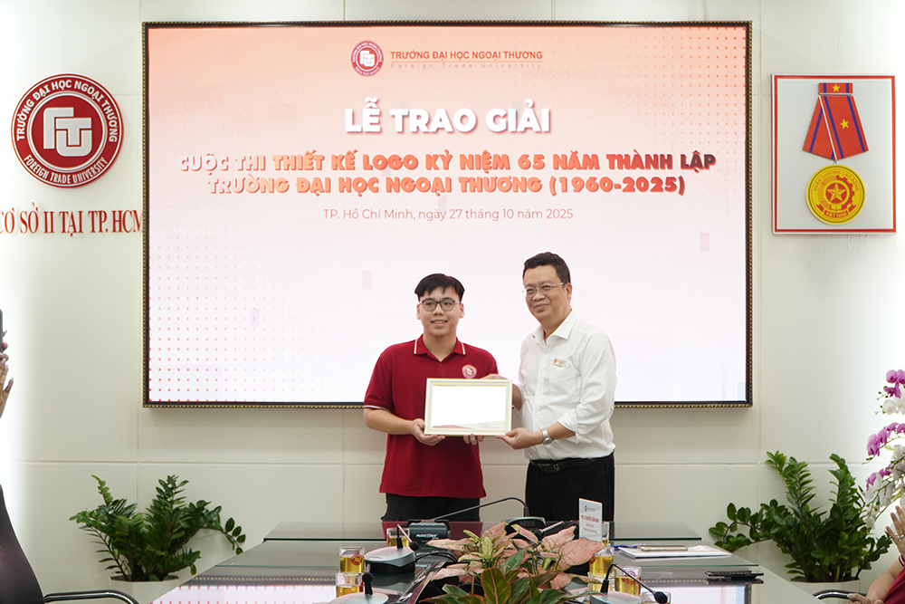 lan-toa-tinh-than-cuoc-thi-thiet-ke-logo-ky-niem-65-nam-ftu-3