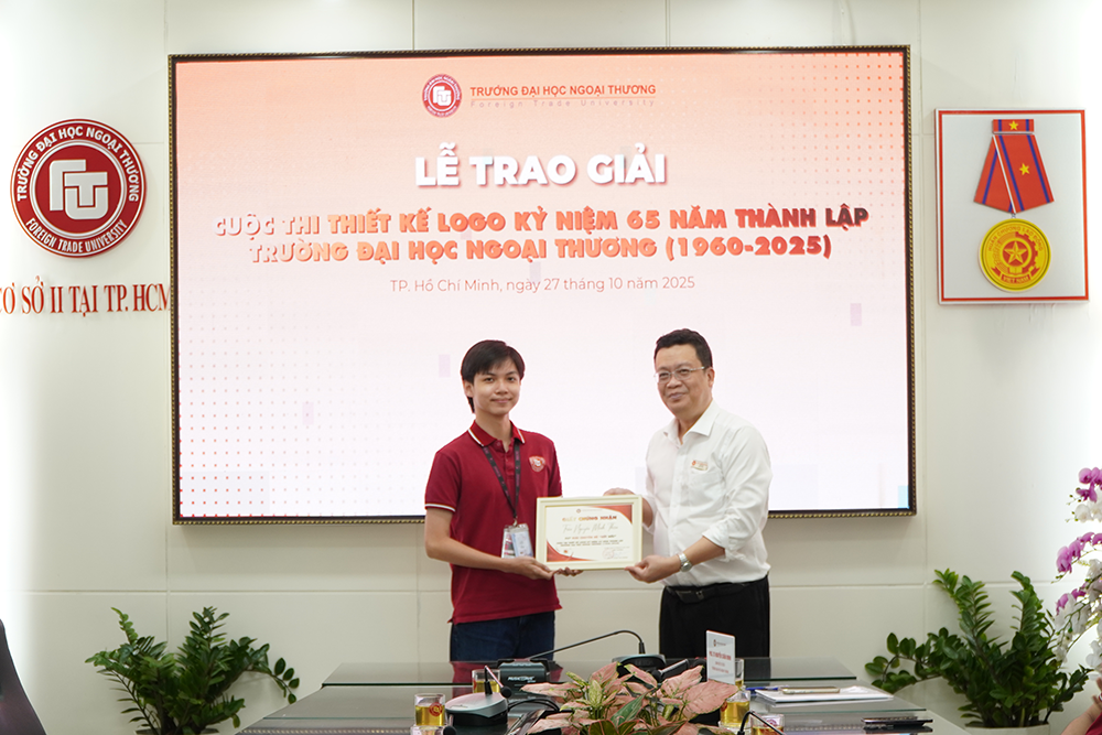 lan-toa-tinh-than-cuoc-thi-thiet-ke-logo-ky-niem-65-nam-ftu-4