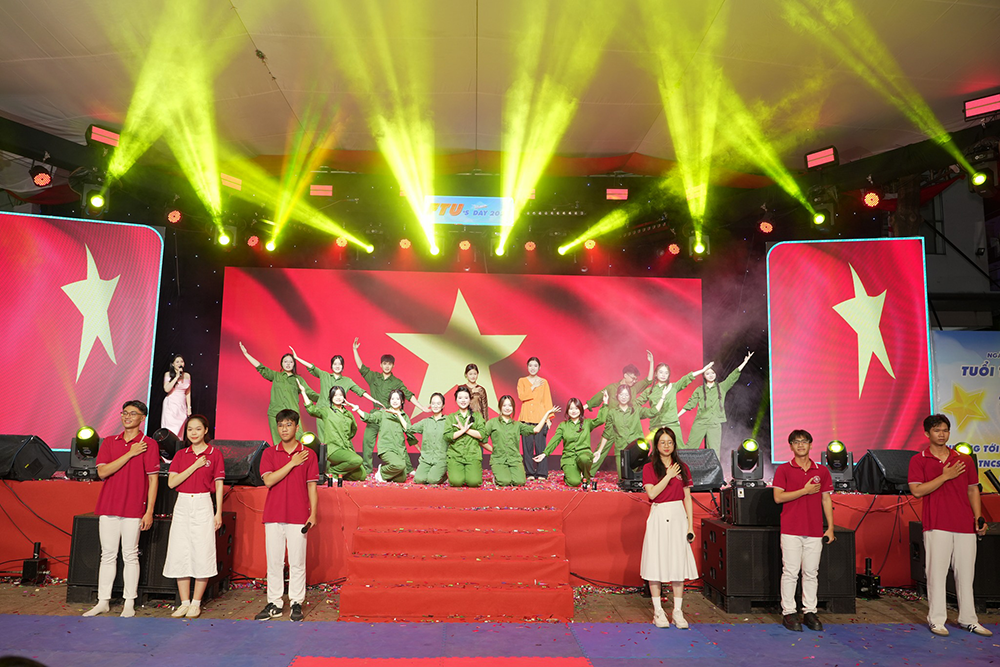 ngoai-hung-chao-don-tan-sinh-vien-bang-chuoi-hoat-dong-yeu-thuong-va-ket-noi-10