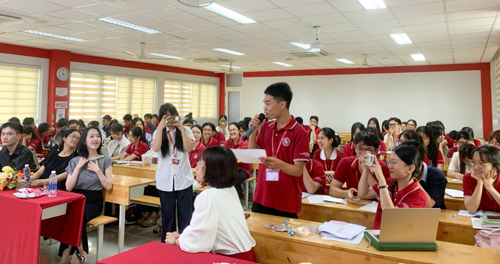 senpai-dong-hanh-tieng-nhat-tai-co-so-ii-4