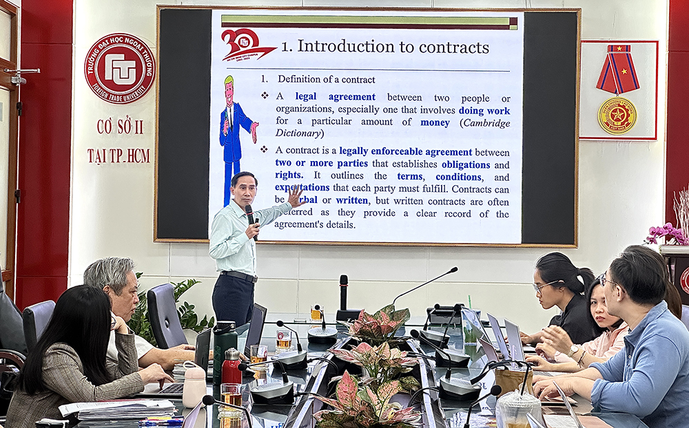 boi-duong-kien-thuc-chuyen-nganh-cho-giang-vien-bo-mon-ngoai-ngu-2