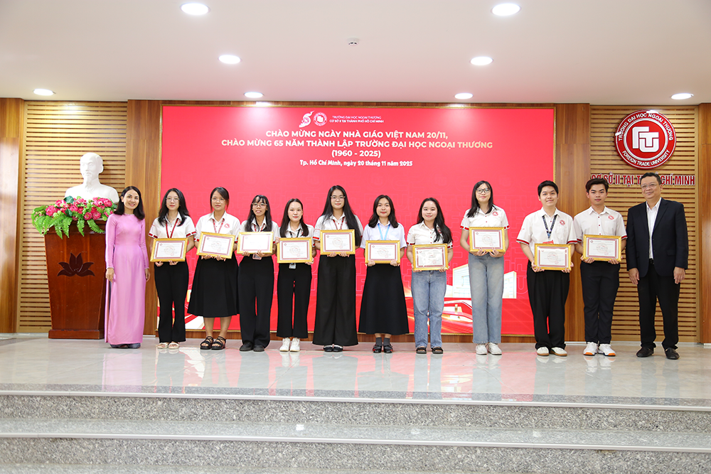chao-mung-ngay-nha-giao-viet-nam-65-nam-thanh-lap-truong-dai-hoc-ngoai-thuong-5