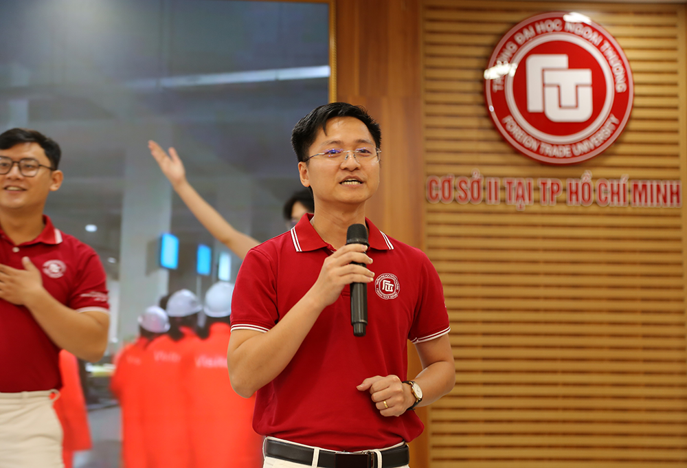 chao-mung-ngay-nha-giao-viet-nam-65-nam-thanh-lap-truong-dai-hoc-ngoai-thuong-8