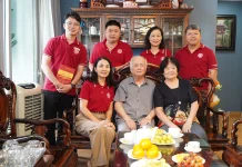 co-so-ii-tham-va-tri-an-quy-thay-cuu-giao-chuc-cao-nien-nhan-ngay-nha-giao-vn-2