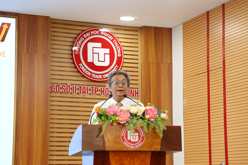 ftu-to-chuc-hoi-thao-khoa-hoc-quoc-gia-2025-chuyen-doi-so-va-chuyen-doi-xanh-cho-tuong-lai-ben-vung-4