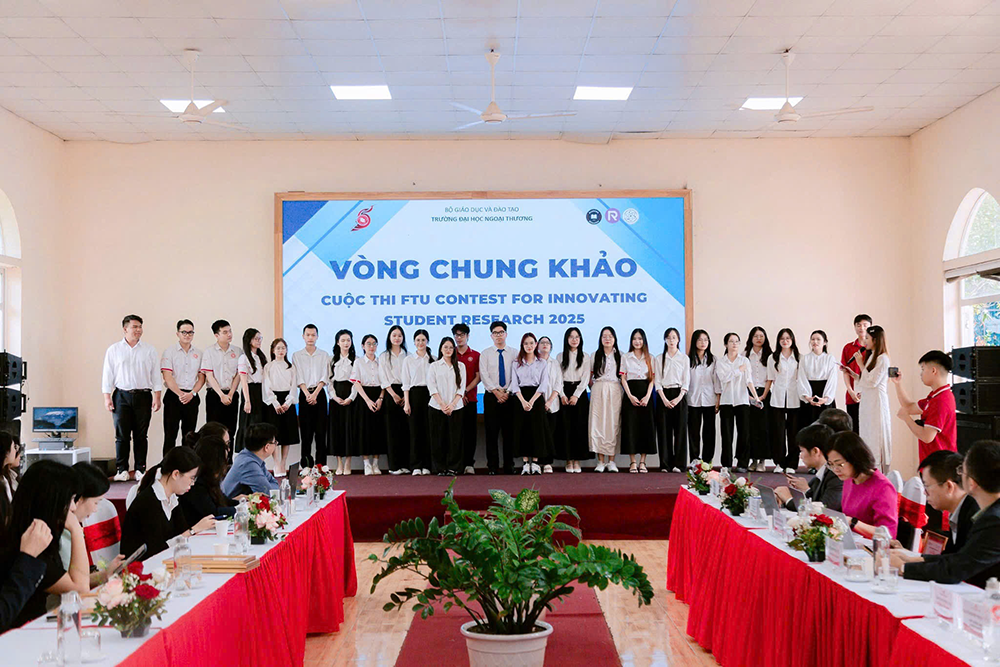 hoi-nghi-sv-nghien-cuu-khoa-hoc-nh-2024-2025-ftu-contest-for-innovating-student-research-2025-3