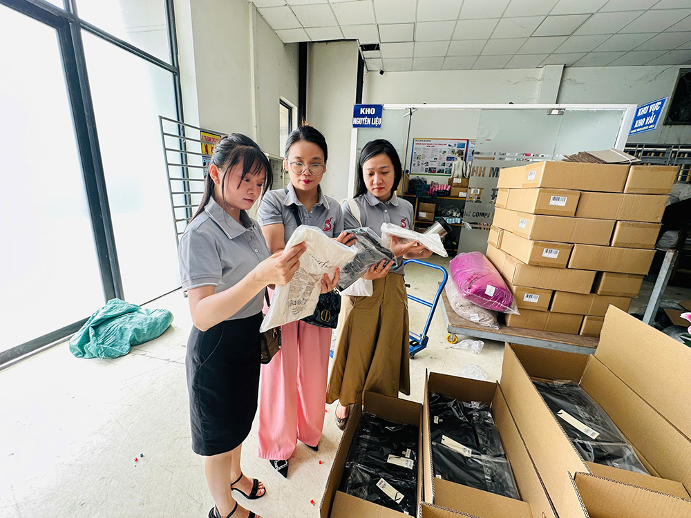 tham-quan-thuc-te-tai-cong-ty-tnhh-dv-tm-quoc-te-intrade-5