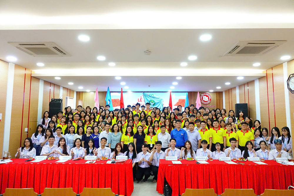 xuan-tinh-nguyen-2026-hanh-trinh-thap-lua-cho-nhung-khoi-dau-dang-nho-1