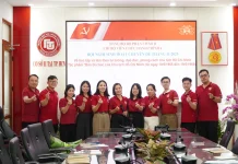 Chi bộ Viên chức Hành chính 4 tổ chức sinh hoạt chuyên đề về học tập và làm theo tư tưởng, đạo đức, phong cách Hồ Chí Minh và sinh hoạt chuyên đề Quý IV năm 2025 cbvchc-4-hoc-tap-phong-cach-ho-chi-minh-quy-iv-2025-2