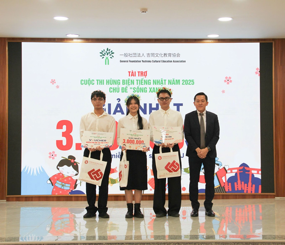 chung-ket-cuoc-thi-hung-bien-tieng-nhat-2025-11