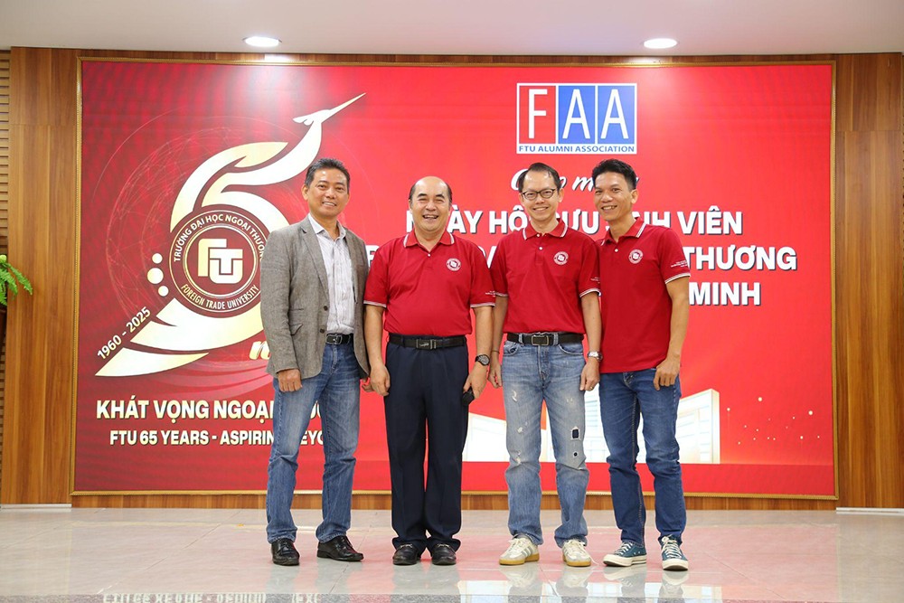 hoi-ngo-nhan-dip-65-nam-cuu-sinh-vien-truong-dai-hoc-ngoai-thuong-13