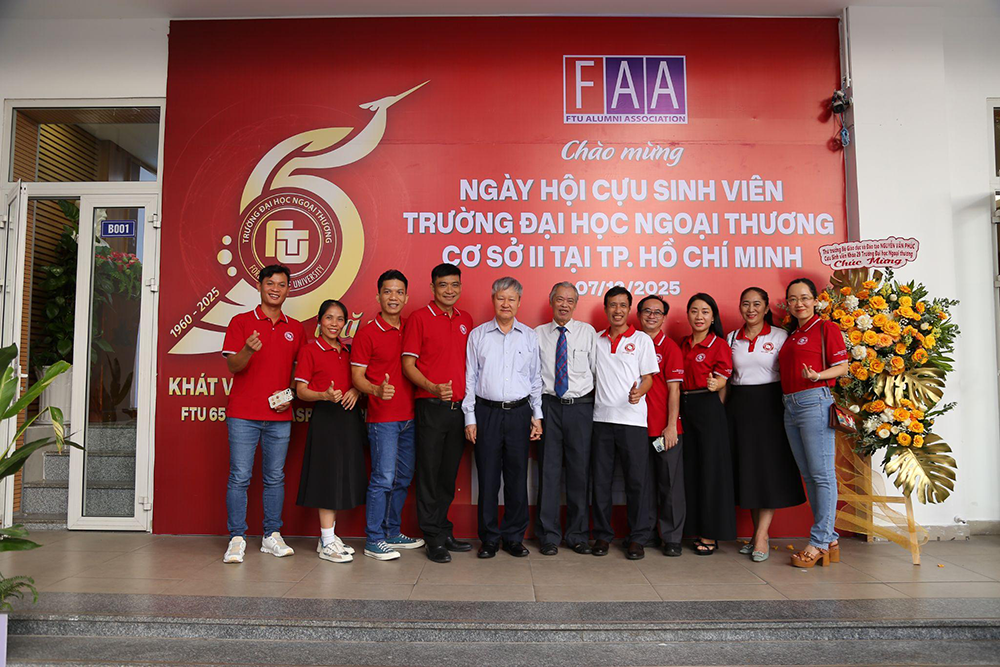 hoi-ngo-nhan-dip-65-nam-cuu-sinh-vien-truong-dai-hoc-ngoai-thuong-17