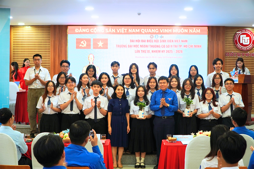 dai-hoi-lan-thu-xi-hoi-sv-vn-14