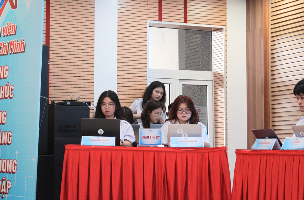 dai-hoi-lan-thu-xi-hoi-sv-vn-5