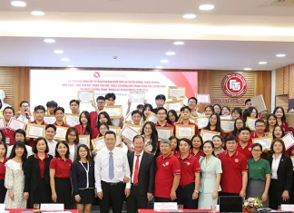 lan-toa-niem-tu-hao-le-tuyen-duong-khen-thuong-gvhd-sv-hoc-ky-1-nh-2025-2026-6