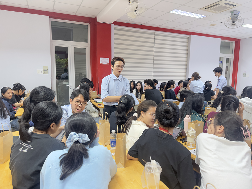 small-talk-whalecoming-sea-gleams-big-dreams-6